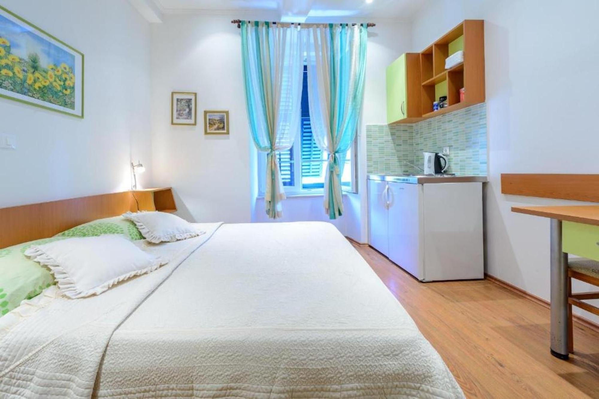 Studio Apartments Stradun Dubrovnik Exteriör bild
