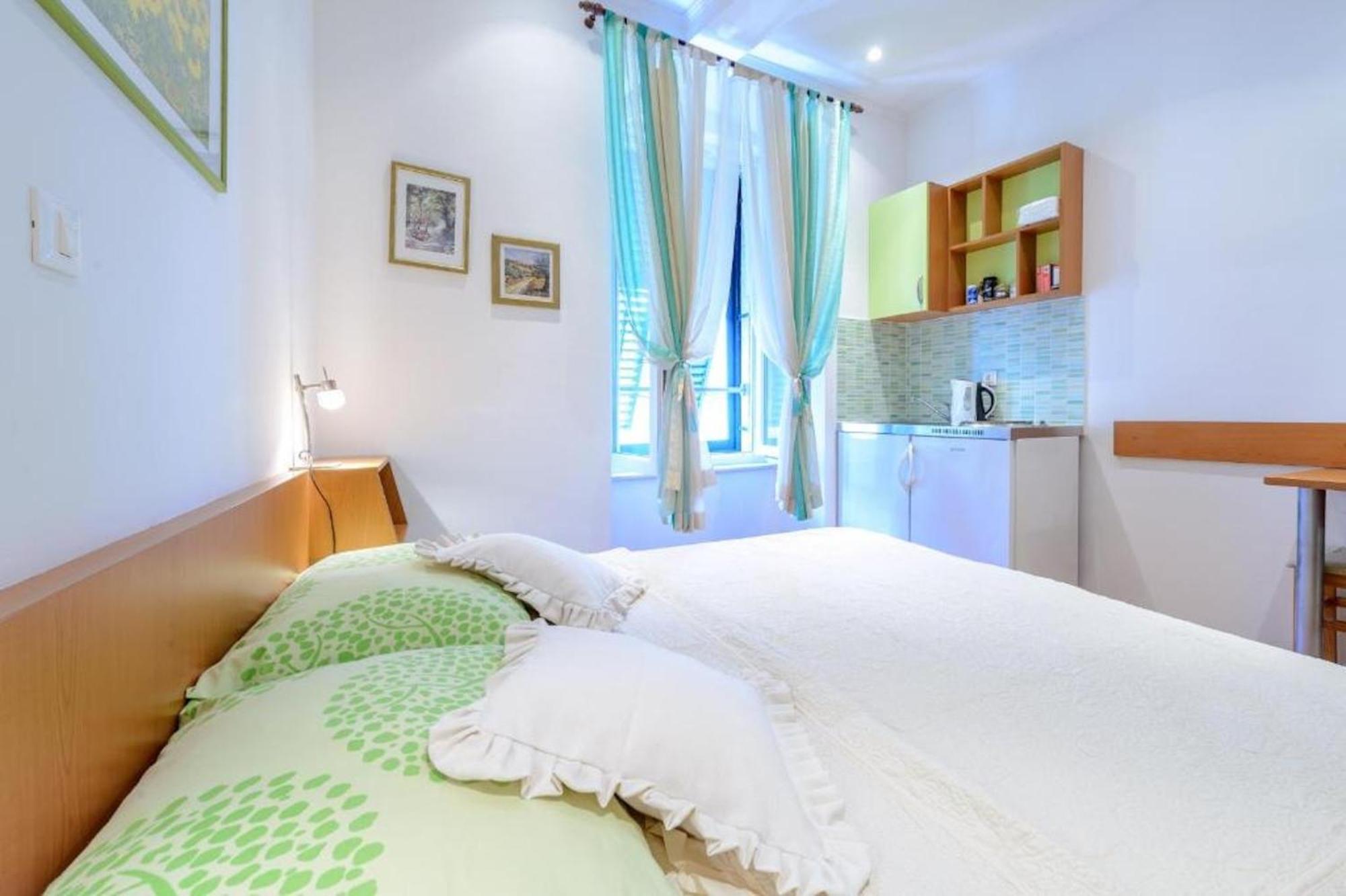 Studio Apartments Stradun Dubrovnik Exteriör bild