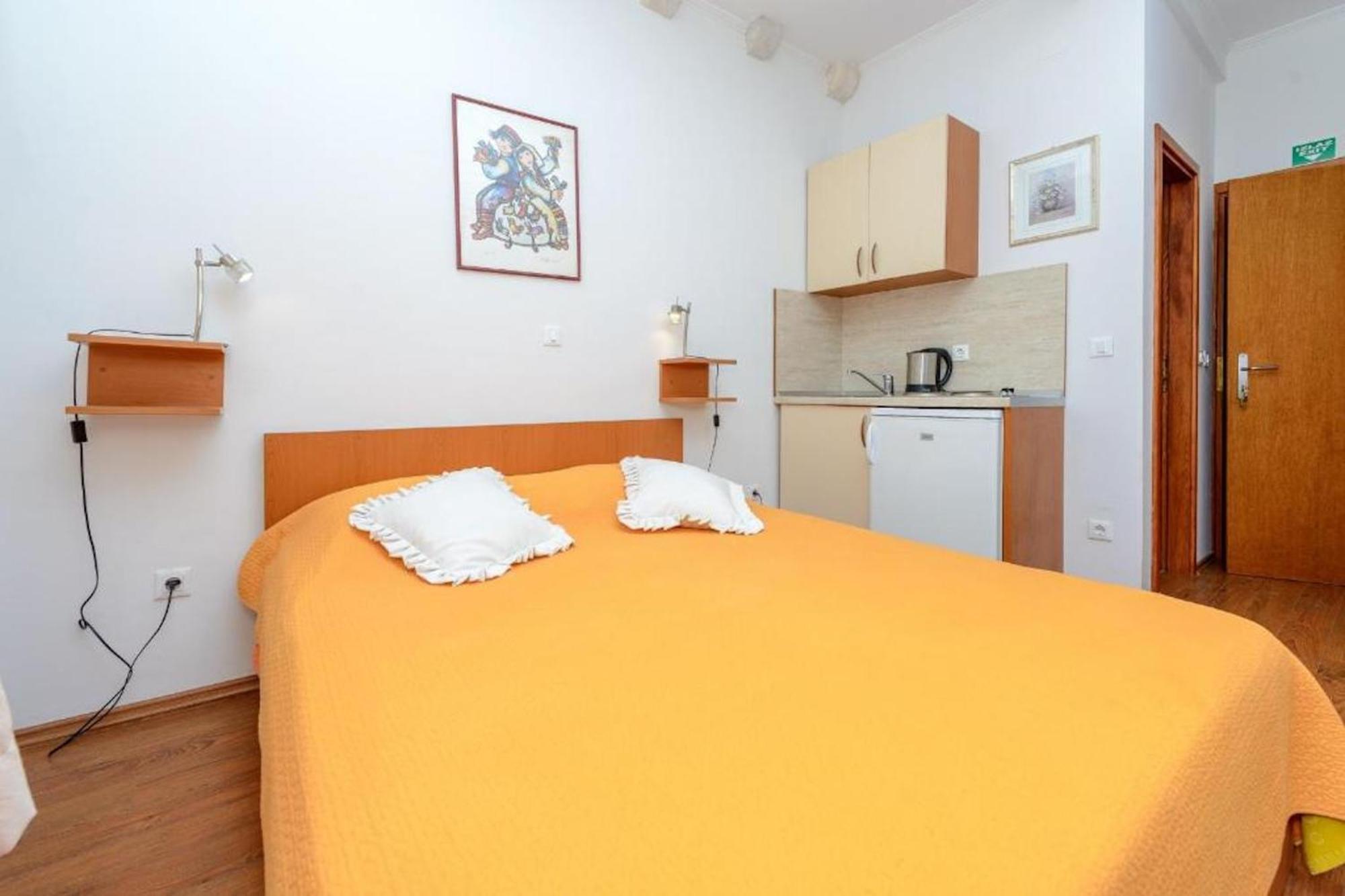 Studio Apartments Stradun Dubrovnik Exteriör bild