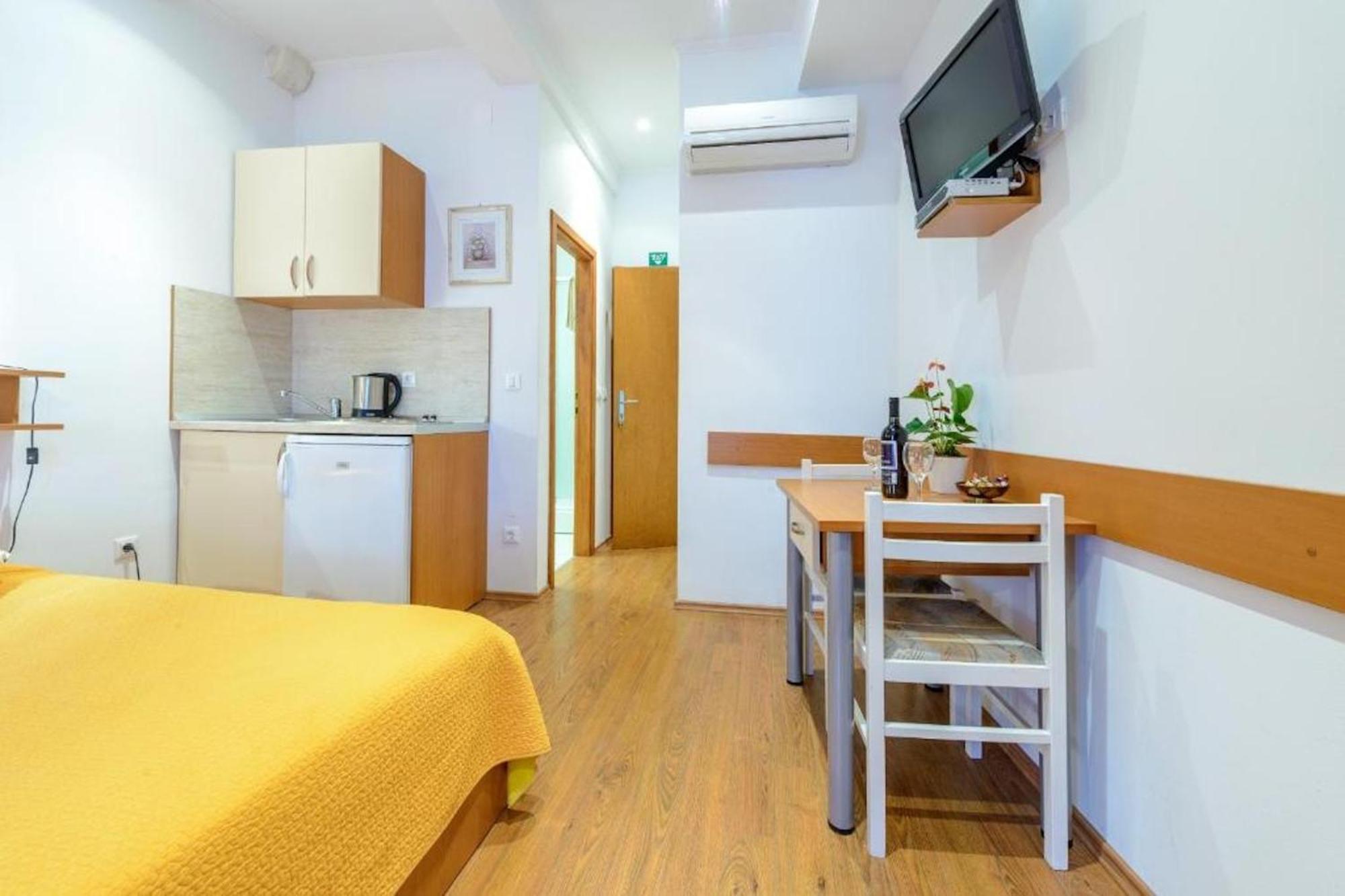 Studio Apartments Stradun Dubrovnik Exteriör bild