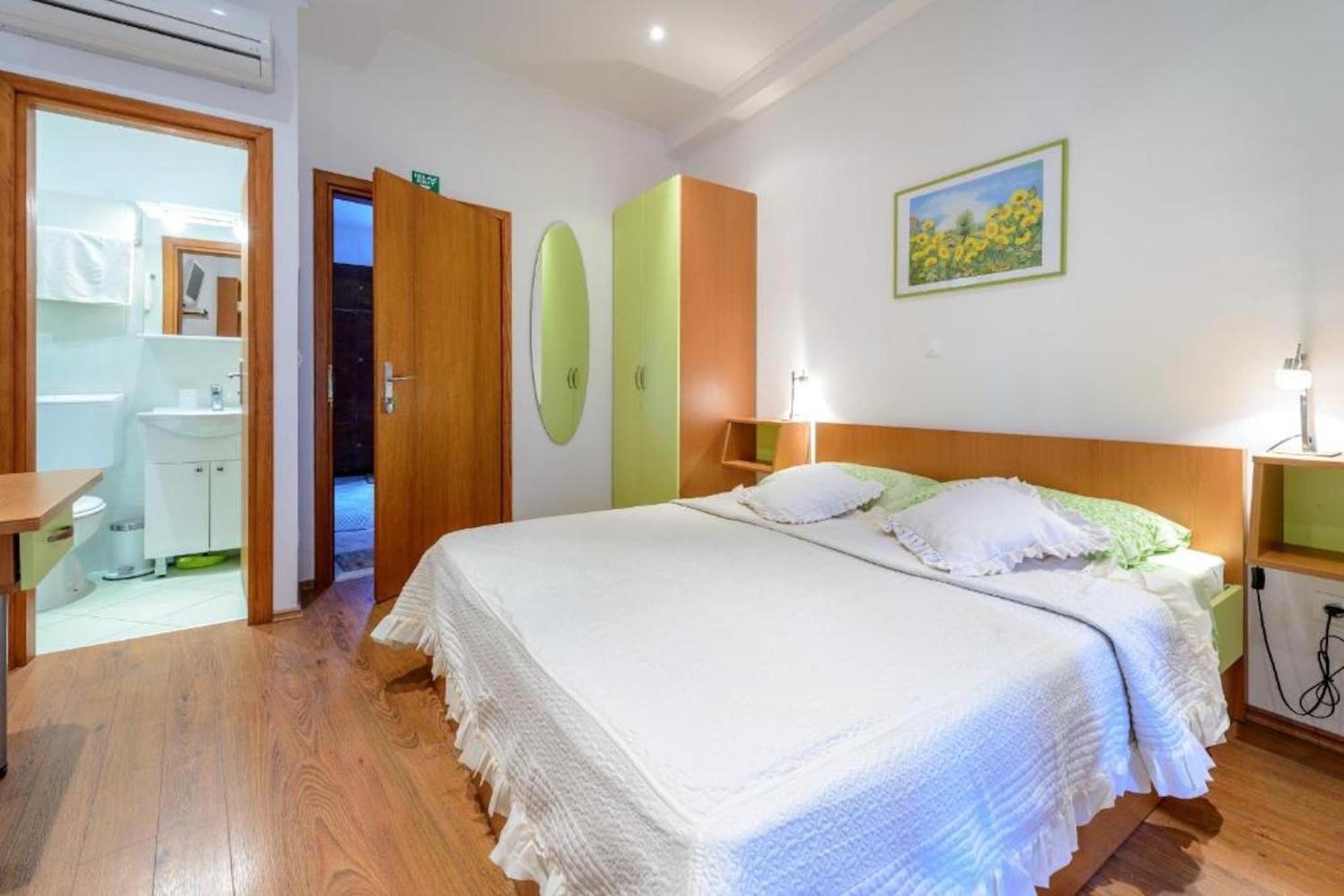 Studio Apartments Stradun Dubrovnik Exteriör bild